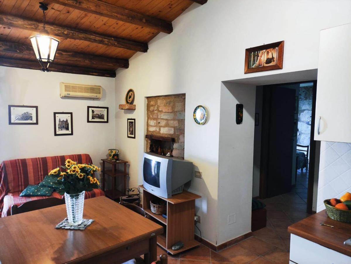 A Casa Di Peppino Villa Greco ตินดารี ภายนอก รูปภาพ