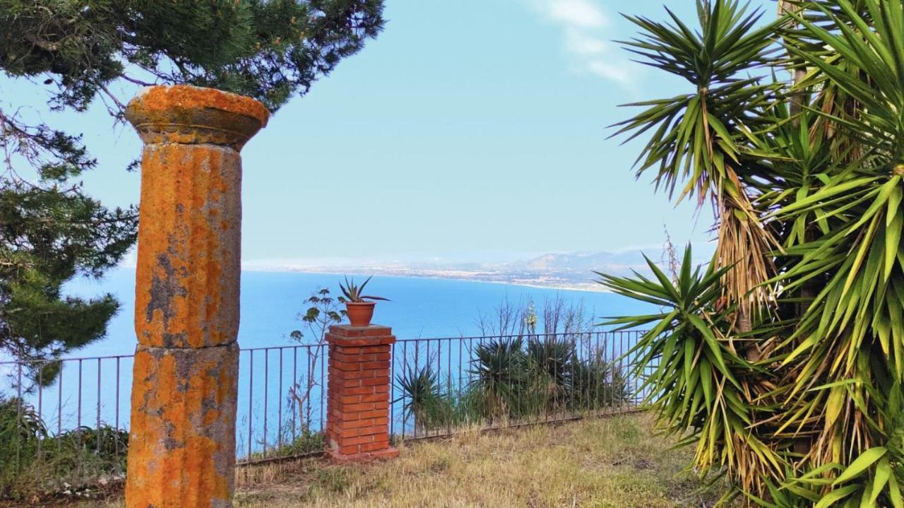 A Casa Di Peppino Villa Greco ตินดารี ภายนอก รูปภาพ