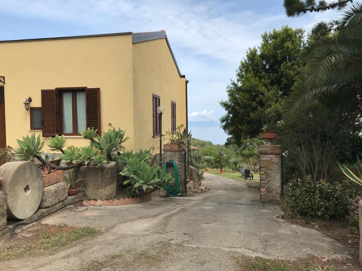 A Casa Di Peppino Villa Greco ตินดารี ภายนอก รูปภาพ