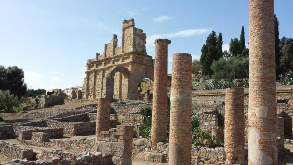 A Casa Di Peppino Villa Greco ตินดารี ภายนอก รูปภาพ